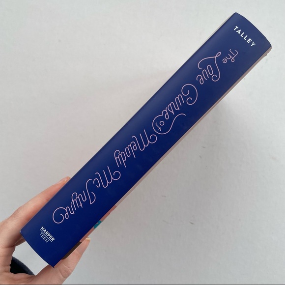 SIGNED LitJoy Hardcover, “The Love Curse of Melody McIntyre”, Robin Talley - Picture 9 of 12